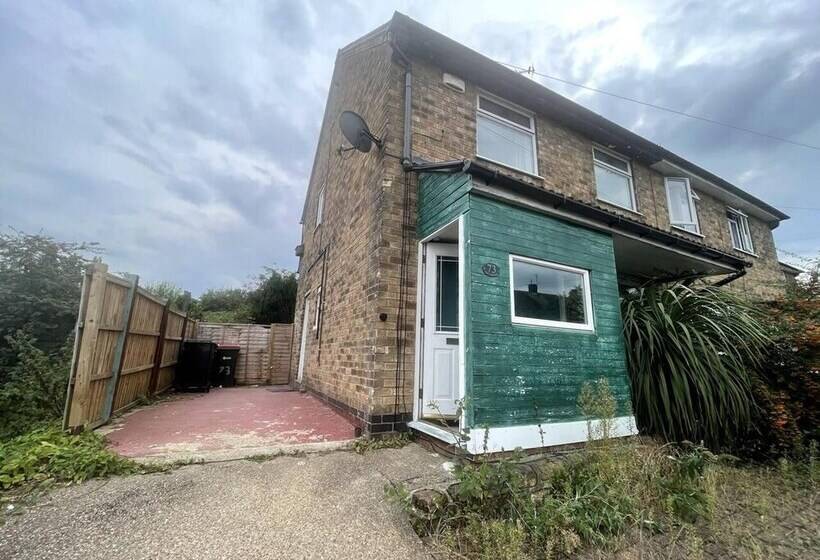 Резиденция Cosy 2 Bed House In Hucknall, Nottingham