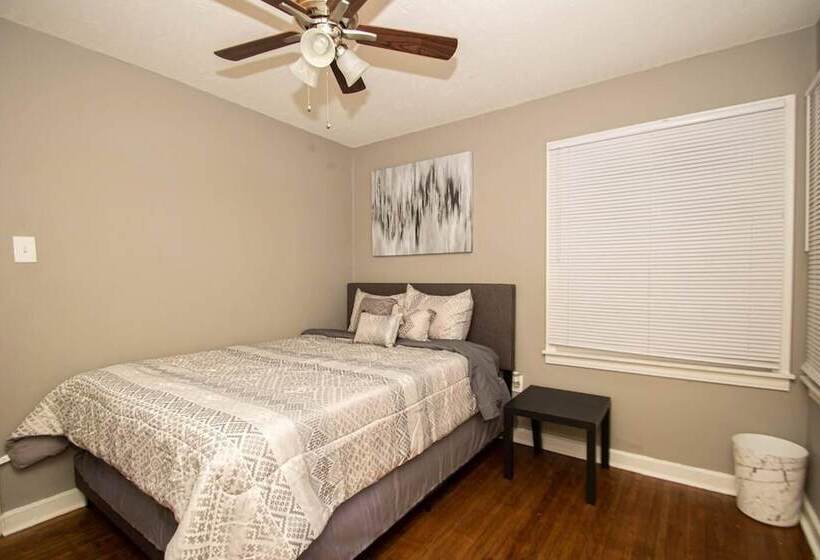 اقامتگاه Home Sweet Home Bungalow