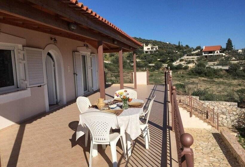 레지던스 Immaculate 3 Bed House In Ermioni