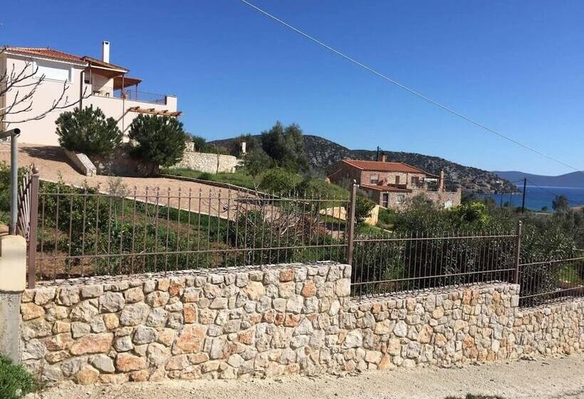 레지던스 Immaculate 3 Bed House In Ermioni