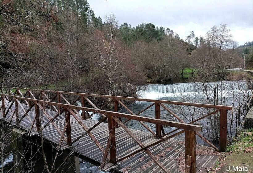 إقامة Stunning House In Mirandela Ideal For 10 People