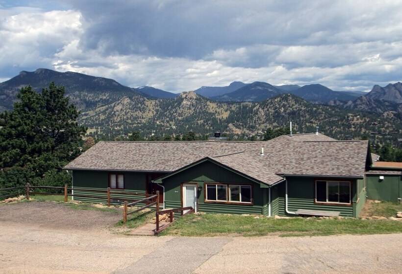 Rocky Mountain Retreat 1a  4 Bedroom/3 Bath With Personal Hot Tub Offers Panoramic Mountain Views 4