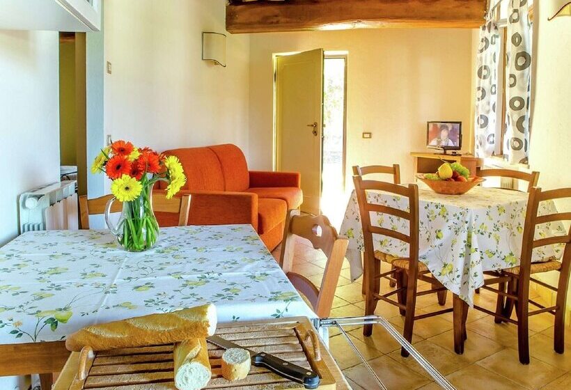 Serene Cottage In Marsciano With Private Terrace