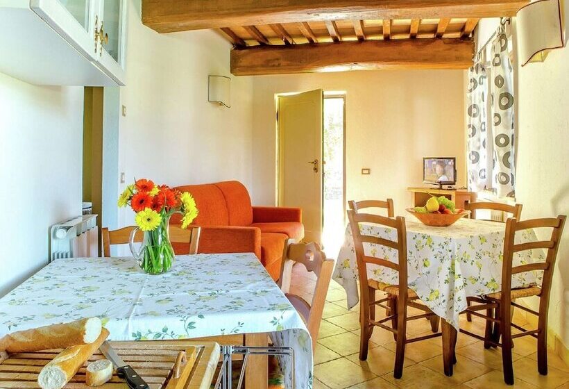 Serene Cottage In Marsciano With Private Terrace