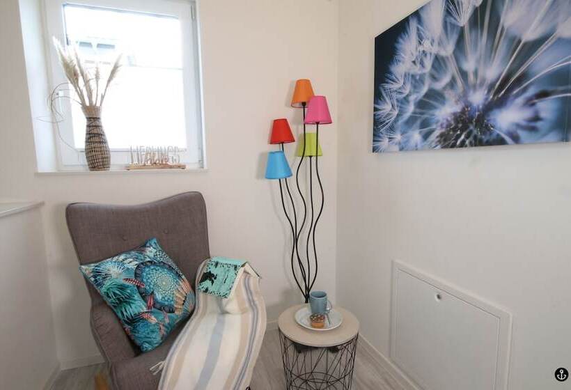 Sonnenweg 36   Lakeview House Türkis