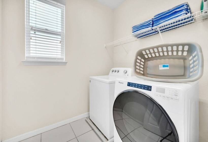 Stunning Villa With Themed Room S And Game Room, Right Across From The Club House #7sl9003