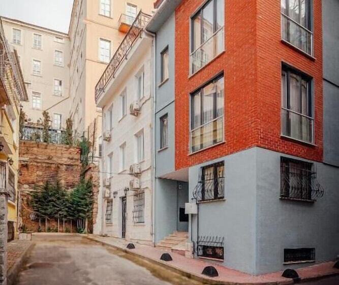 Taksim Wonder Suites