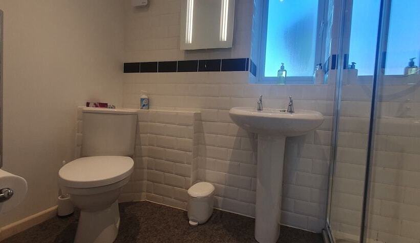 The Rock Self Catering Holiday Accommodation