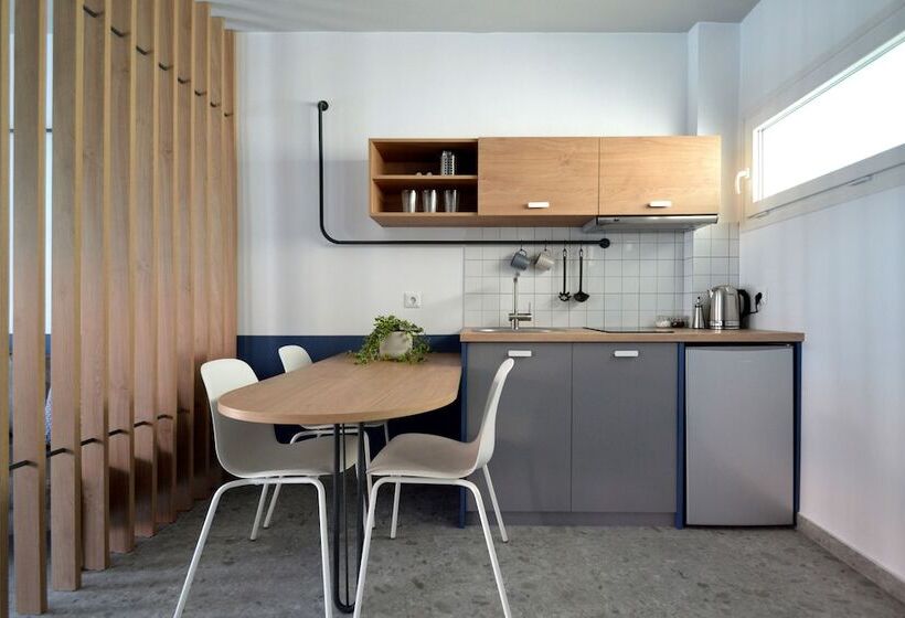 Voula Seaside Apartments