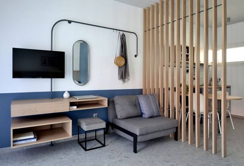 Voula Seaside Apartments