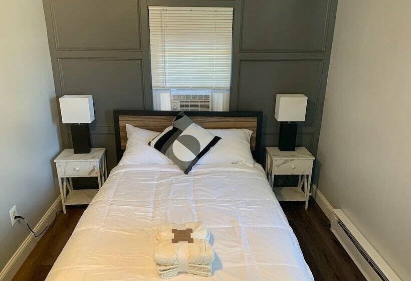 Washington Park Motel