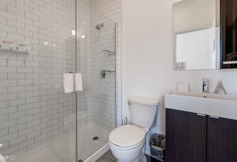 Chicago Third Floor Studio By 747 Lofts