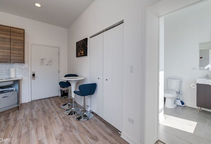 River West, Third Floor Chicago By 747 Lofts