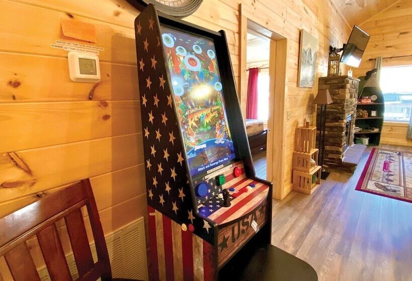 A Creekside On The Bluff