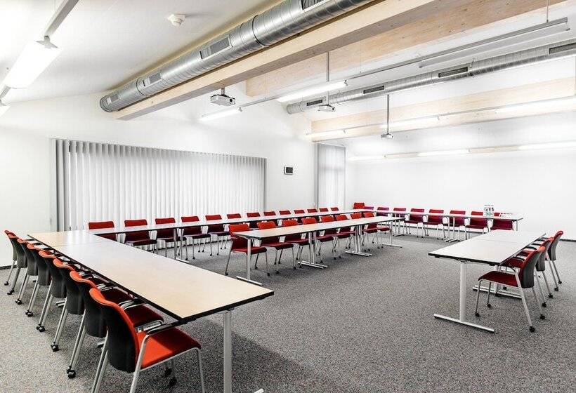 Auberge De Jeunesse Saignelégier   Hostel