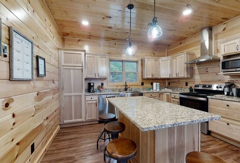 Bear Ridge Mountain View