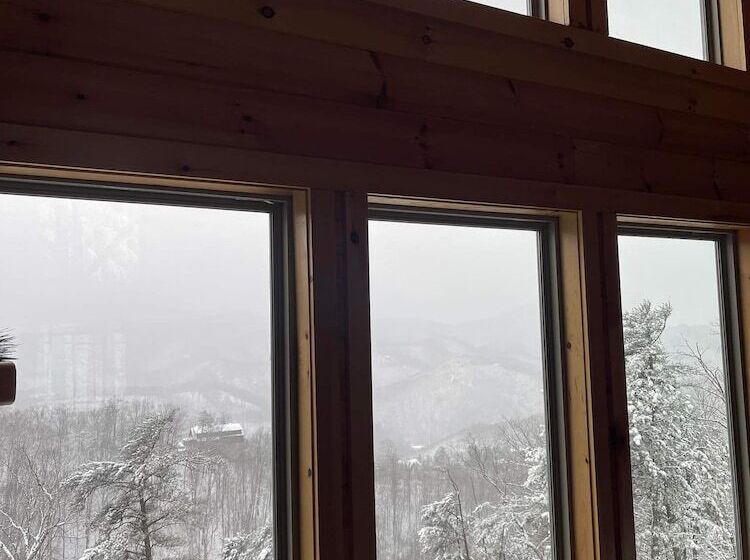 Bear Ridge Mountain View