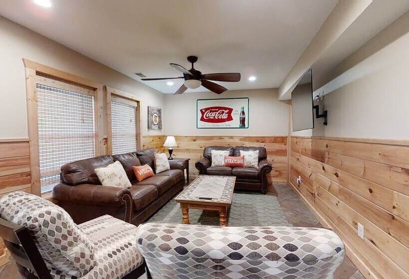 Bearmont Lodge
