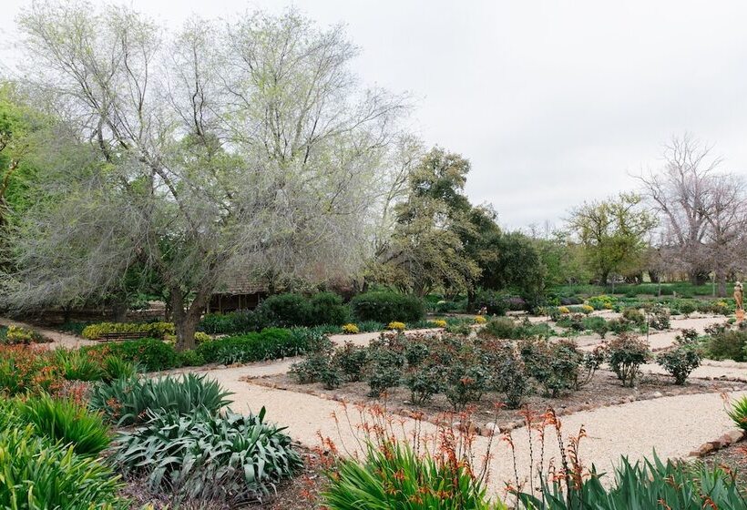 ベッドアンドブレックファースト Anlaby Station