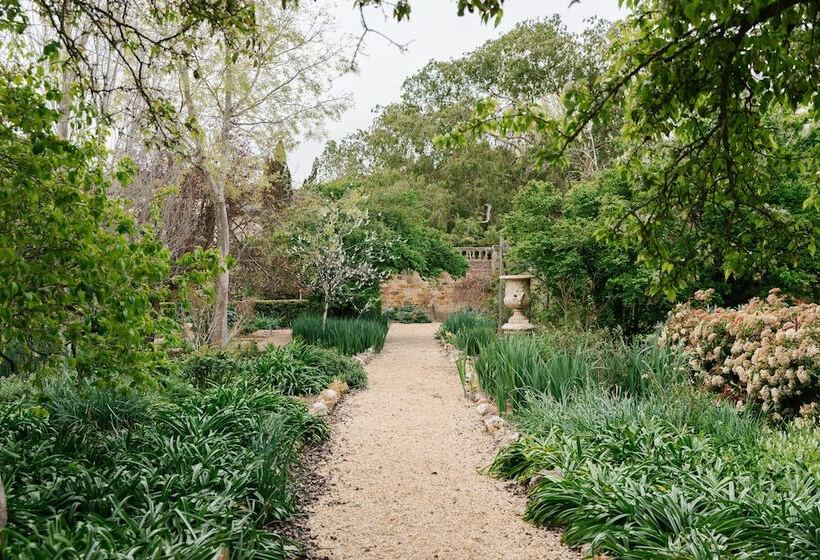 ベッドアンドブレックファースト Anlaby Station