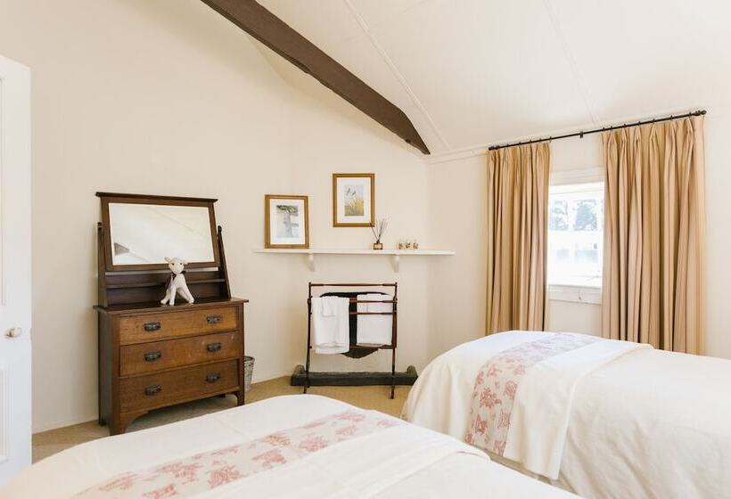 ベッドアンドブレックファースト Anlaby Station