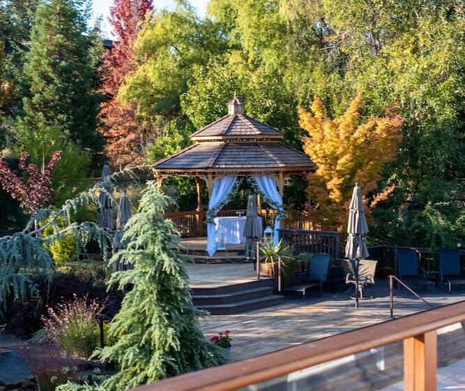 مبيت وإفطار Country Willows Inn And Estate