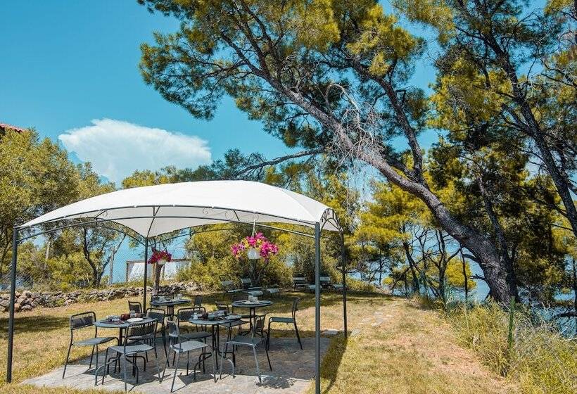 צימר Pefkon Suites