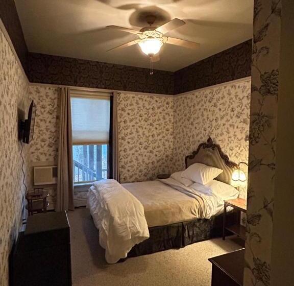 مبيت وإفطار The Elizabeth Inn And Restaurant