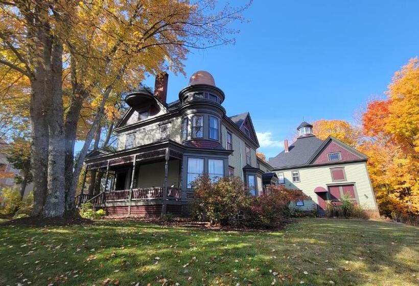 مبيت وإفطار The Elizabeth Inn And Restaurant