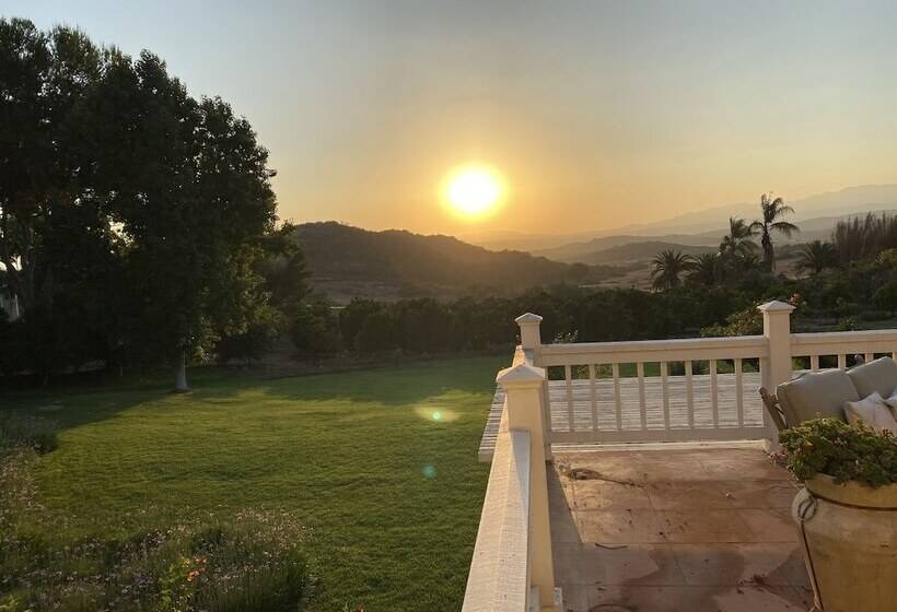 住宿加早餐  Twboord