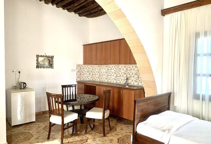 تختخواب و صبحانه Villa Lembos