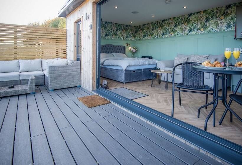 Brandy Cove   1 Bed Cabin   Landimore