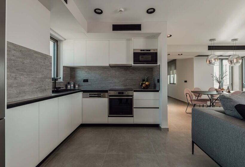 City Moments Penthouse