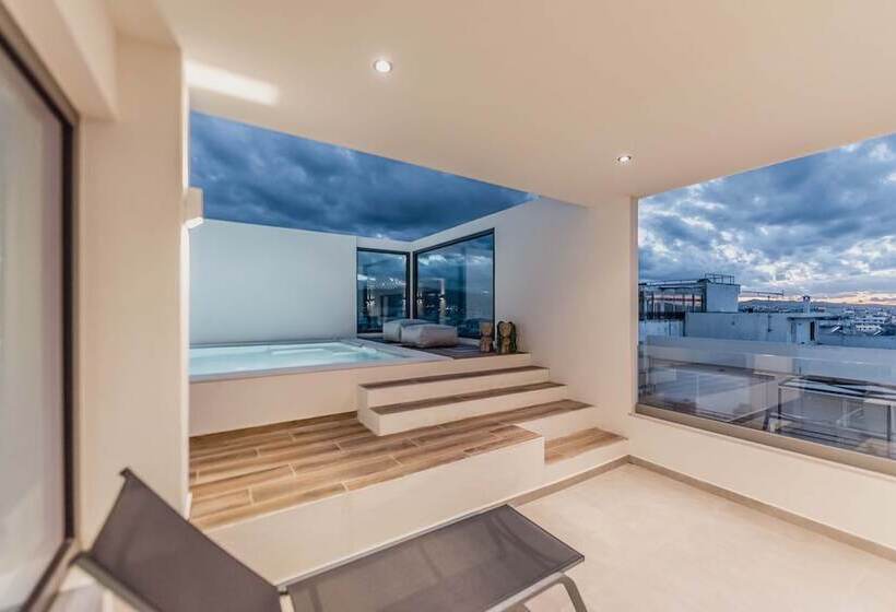 City Moments Penthouse