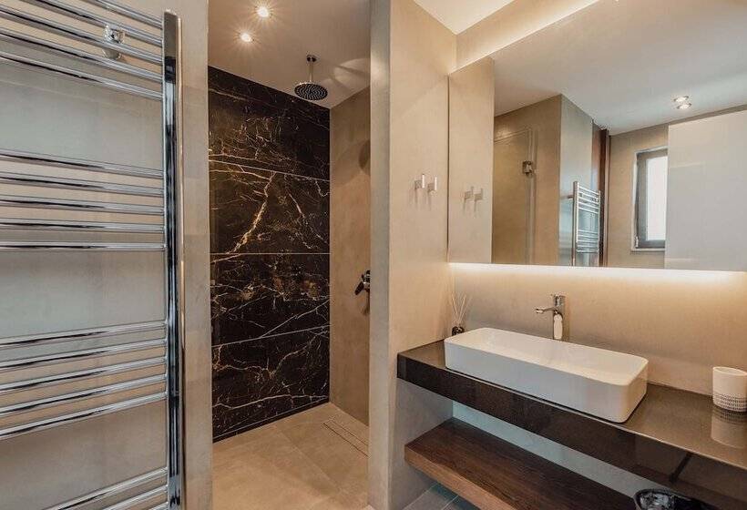 City Moments Penthouse