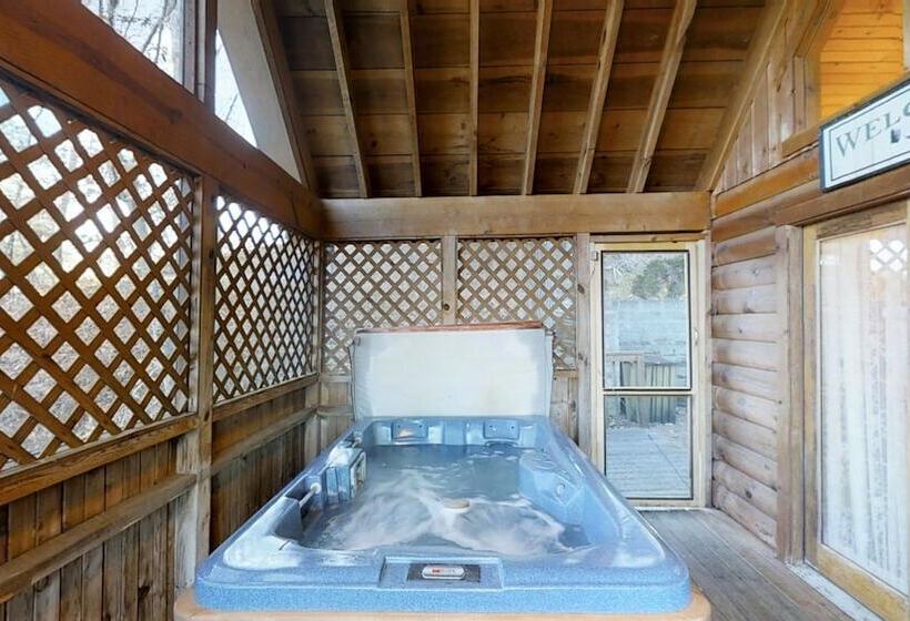 Cozy Cottage