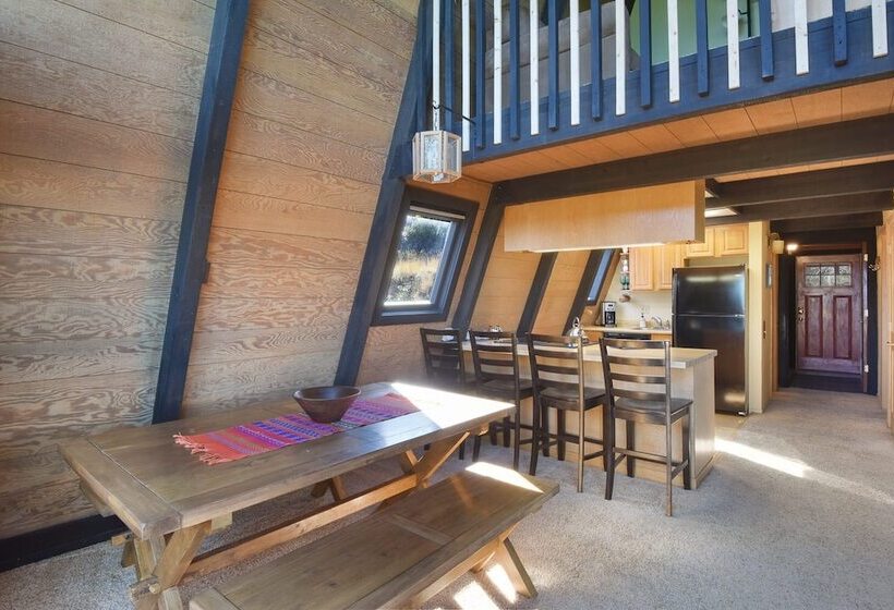 Cozy Mountain View A Frame