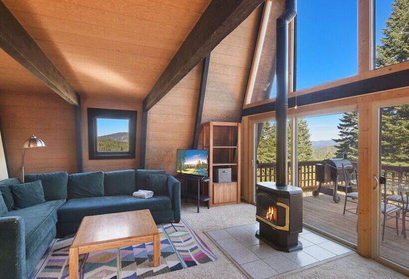 Cozy Mountain View A Frame