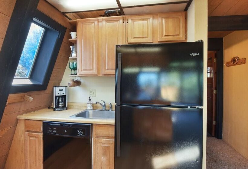 Cozy Mountain View A Frame