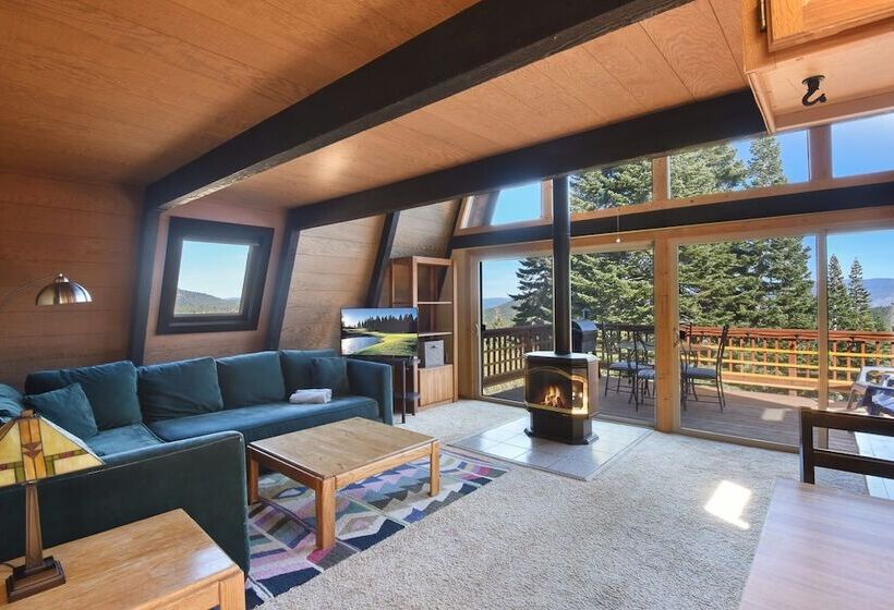 Cozy Mountain View A Frame