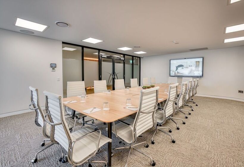 Essence Boutique Hotel & Apartments