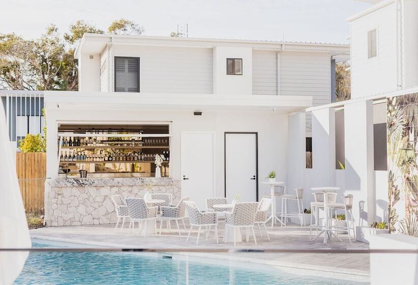 Essence Boutique Hotel & Apartments