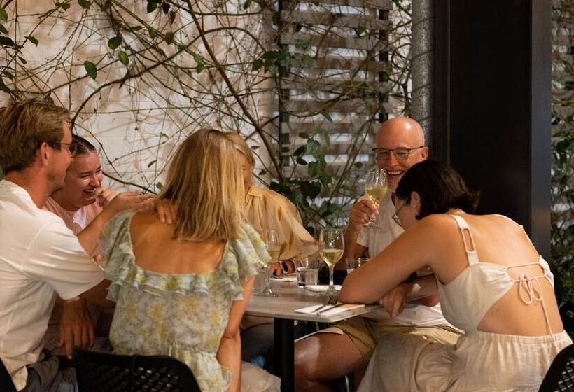 Essence Boutique Hotel & Apartments