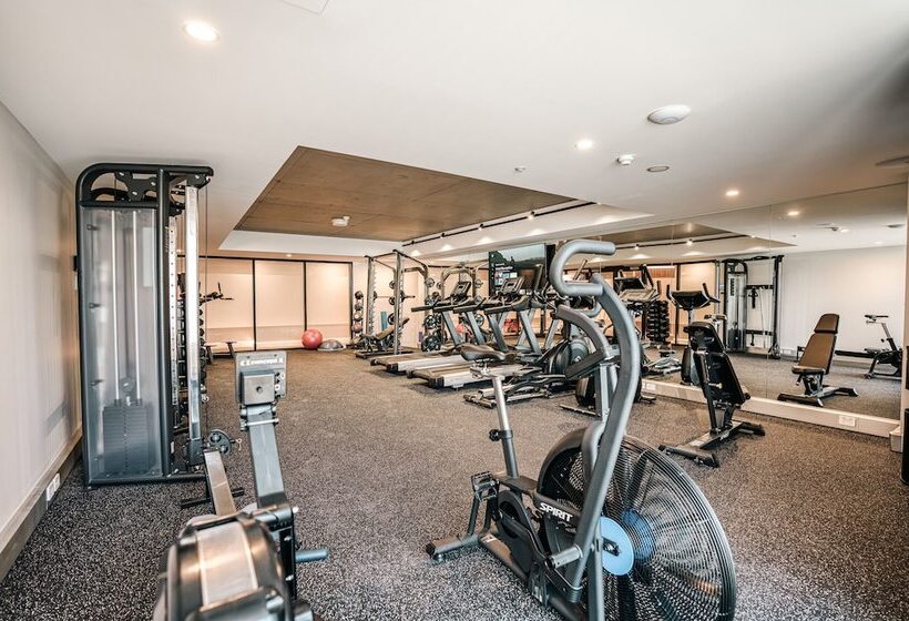 Essence Boutique Hotel & Apartments