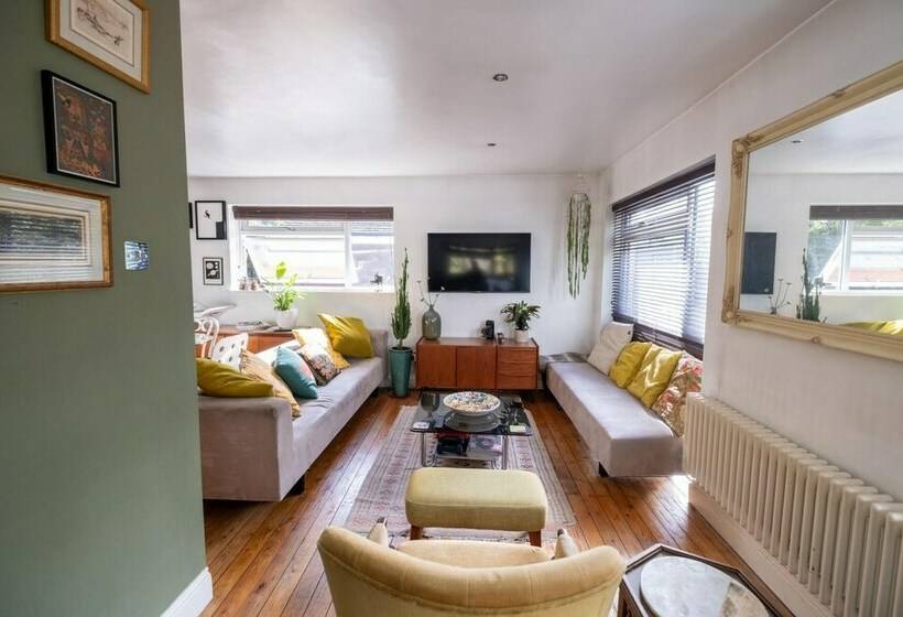 Fantastic 2bd House In The Heart Of Dulwich