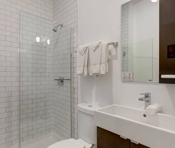 Ground Floor Studios In Chicago By 747 Lofts