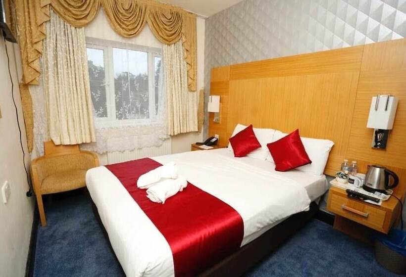 Acorn Lodge Hotel Gatwick & Parking