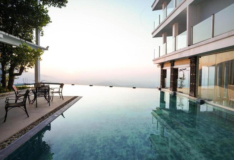 בית מלון כפרי Alankaa Resorts & Spa