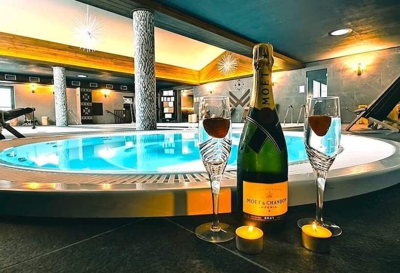 酒店 Arietes Marmont Resort