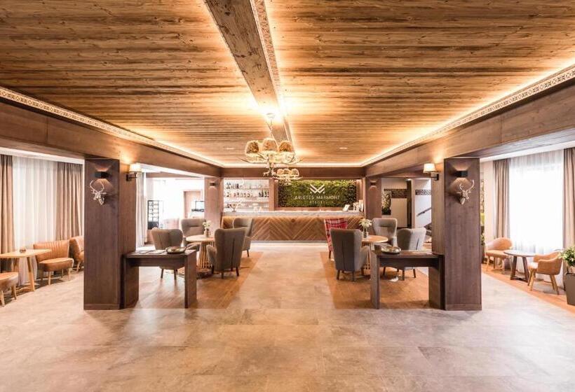 酒店 Arietes Marmont Resort